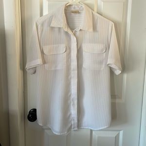 Bobbie Brooks white, button up, 2 pocket short sleeve dress shirt